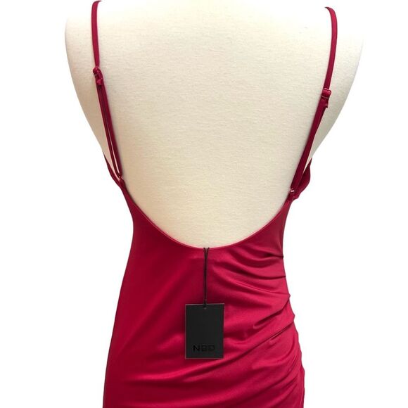 NWT NBD REVOLVE Take It All Maxi Dress Ruche High Slit in Berry Red Size S - Picture 6 of 9